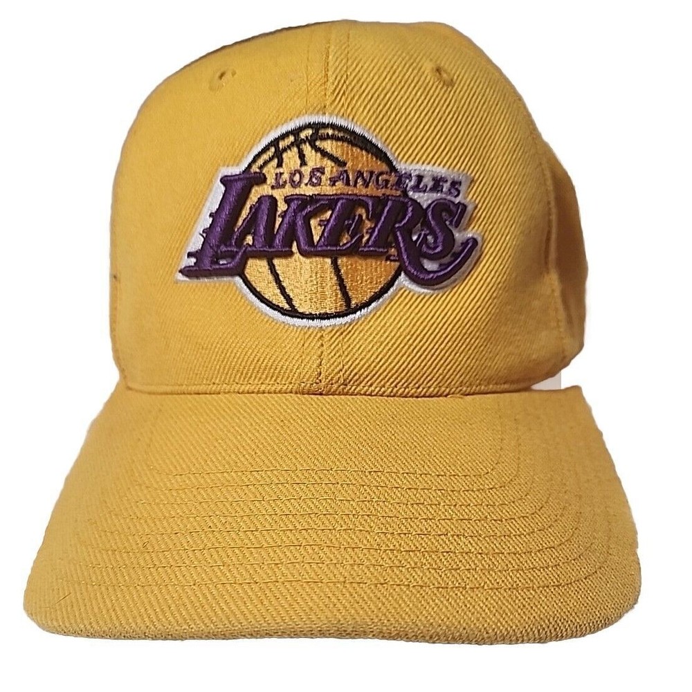 Vintage NBA Los Angeles Lakers Basketball Team logo Cap Adjustable OSFM Hat